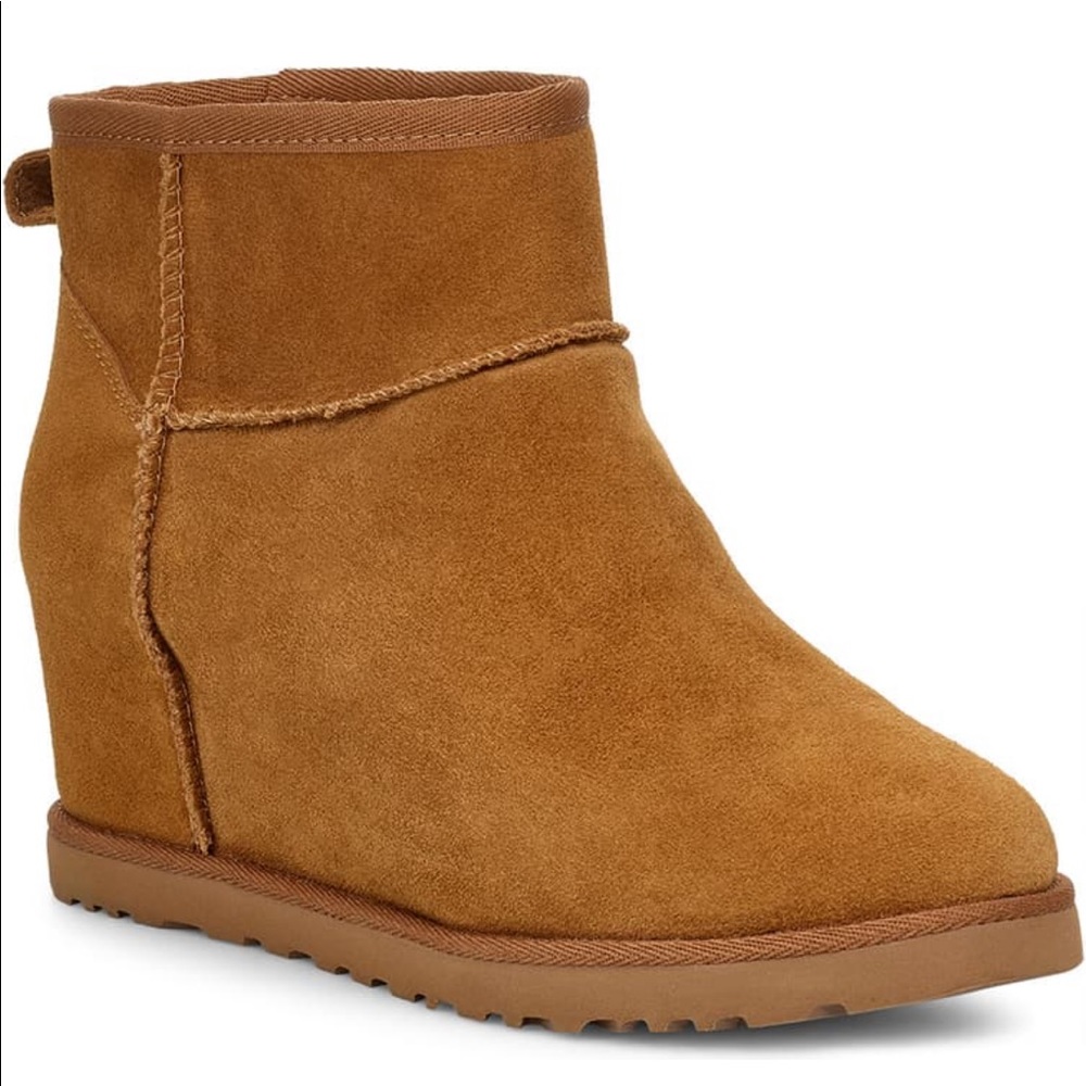 Ugg Classic Femme Mini 10 Brand New